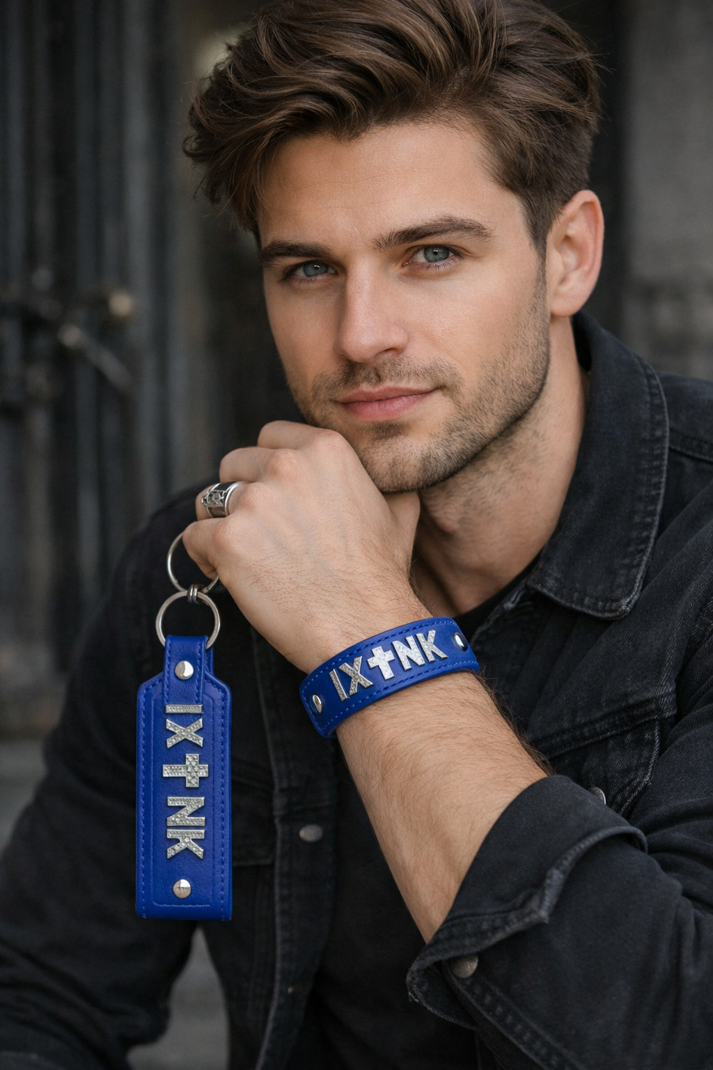 Wristband Keychain Set